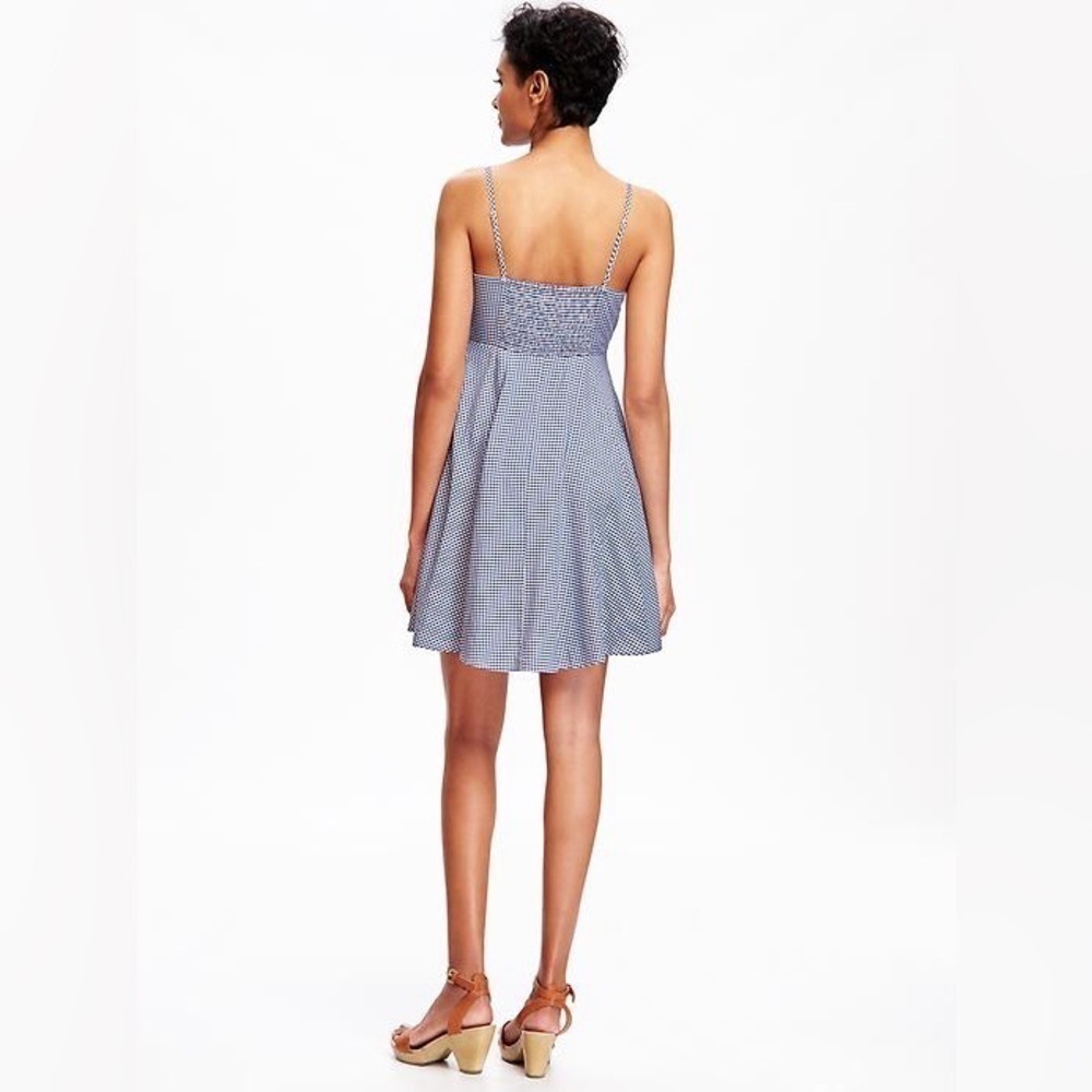 Old Navy Fit Flare Cami Blue White Gingham Smocked Summer Swing Mini Dress Small - Picture 2 of 9